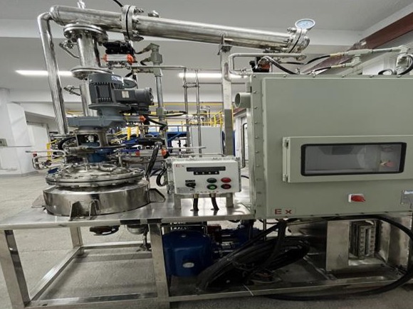 聚酯合成中试线